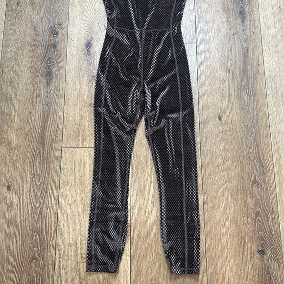 Fabletics Velour Mock-neck 7/8 Jumpsuit in Cacao Size XXS - Picture 5 of 9